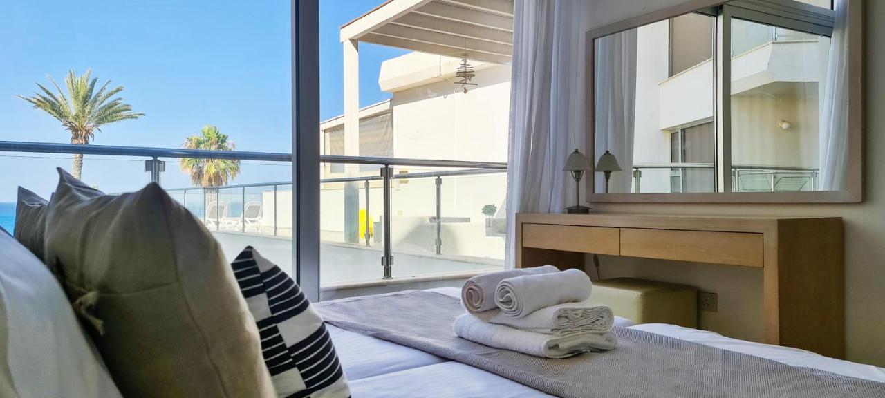 Phaedrus Living: Seafront Luxury Flat Pallini Court 113 Protaras Buitenkant foto